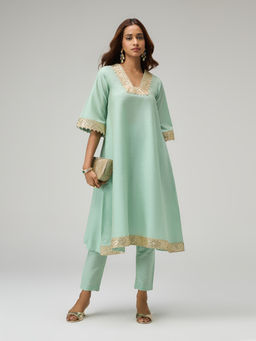 Gajra Gang - Moroccan View Green Embellished Neck Kurta With Mid Waist Straight Pant