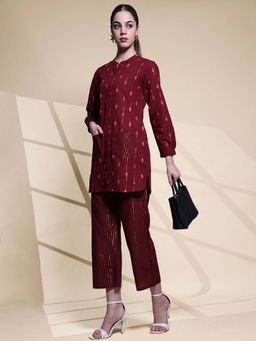 STYLEBAAZI - Women Woven Design Maroon Pure Cotton Straight Woven Design Co-Ord (Set of 2)