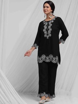 STYLEBAAZI - Embroidered Thread Work Straight Kurta with Pant (Set of 2)