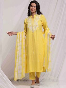 STYLEBAAZI - Embroidered Thread Work Solid Kurta and Pant With Chiffon Dupatta (Set of 3)