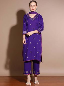 STYLEBAAZI - Floral Printed Viscose Rayon Thread Work Kurta With Pant and Dupatta (Set of 3)