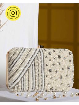 HOUSE OF WEBHIN - Hoor Pearl Clutch