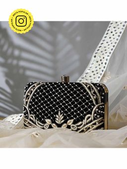 HOUSE OF WEBHIN - Aafreen Velvet Embroidered Clutch
