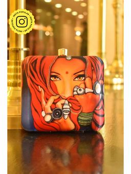HOUSE OF WEBHIN - Zoya Digital Print Silk Red Clutch