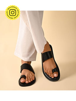 SKO - Men Capri Black Slippers
