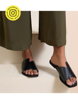 SKO - Corfu Square Women Black Flat Sandals
