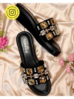 Toprico - Love Embellished Black Wedges Heels