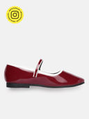 Maroon color option
