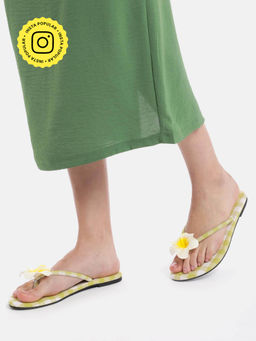 Zori World - Bahamas - Checkered Green With Flower Flats