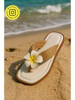 Zori World - Yui - White Floral Flats