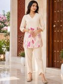 Pink color option, Currently selected