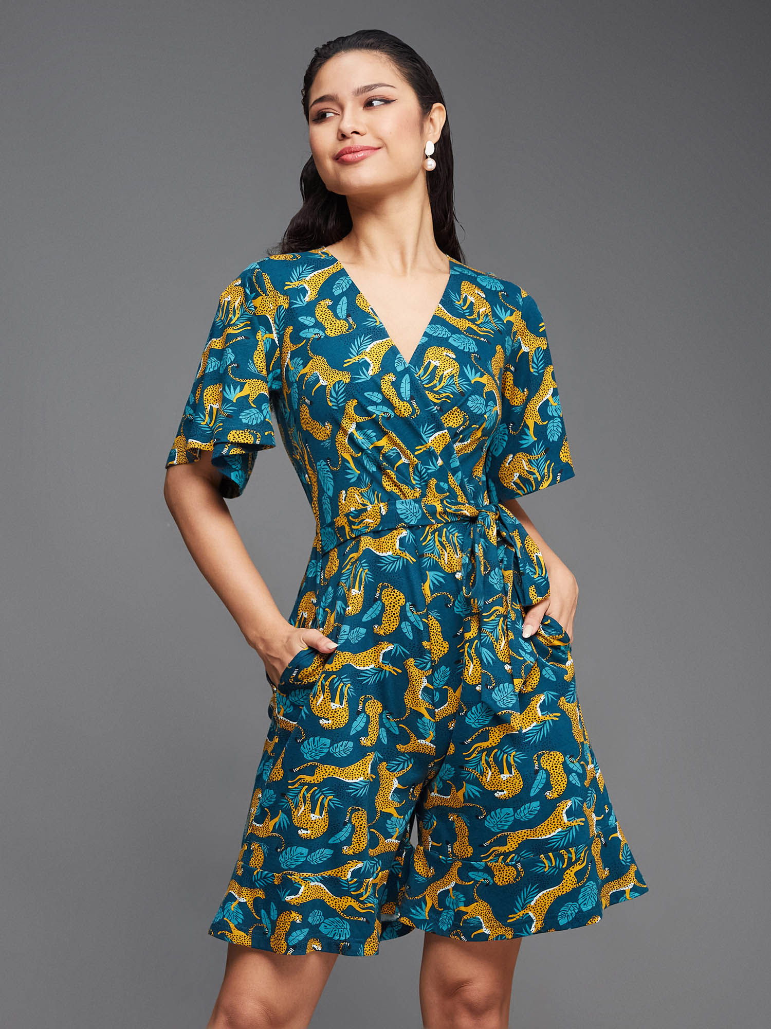 miss chase Women's Multicolored-Base-Teal V-Neck Animal Prints Galore Wrap Playsuit-picture-32