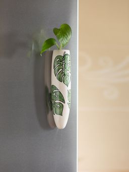 ExclusiveLane - Lush Life' Magnetic Fridge Planter In Ceramic