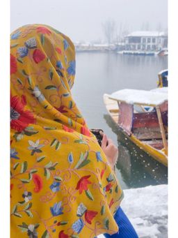 URZUV - Yellow Aari Stole