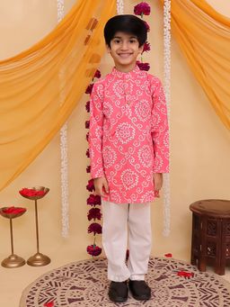 AJ Dezines - Pink Cotton Full Sleeves Floral Print Kurta & Pyjama