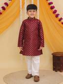 Maroon color option, Currently selected