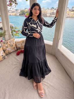 Dora Dori - Floral Print Black Maxi Dress