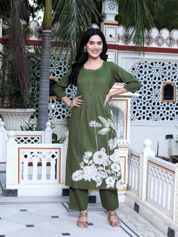 Doriyaan - Green Velvet Floral Print Straight Kurta with Palazzo (Set of 2)