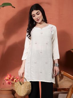 Gahan - Embroidered Rayon Wrinkle Fabric Festive Kurti for Women