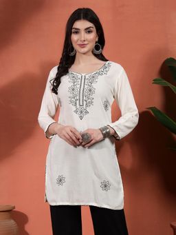 Gahan - Embroidered Rayon Wrinkle Fabric Festive Kurti for Women