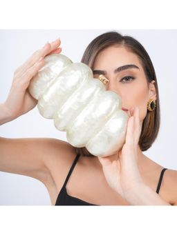 PROJECT 331 - Cloud Pop Clutch With Detachable Strap - Off White