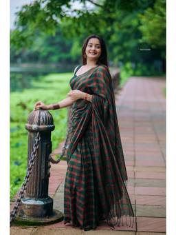 Aparna - Green Checked Pure Cotton Saree