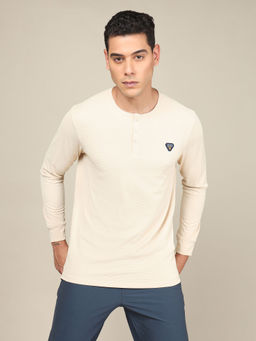 Technosport - Men Self Design Slim Fit Henley Neck Sports T-Shirt with Matpiq