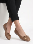 Taupe color option, Currently selected