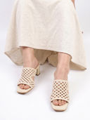 Cream color option, Currently selected