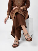 Brown color option, Currently selected