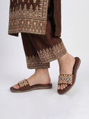 Brown color option, Currently selected