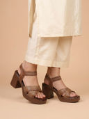 Brown color option