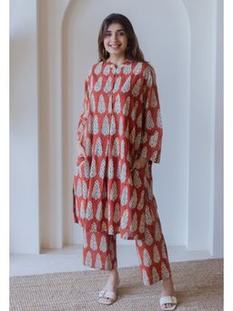 The Indian Ethnic Co. - Ayaat Red Ajrakh Cotton Anti-Fit Kurta