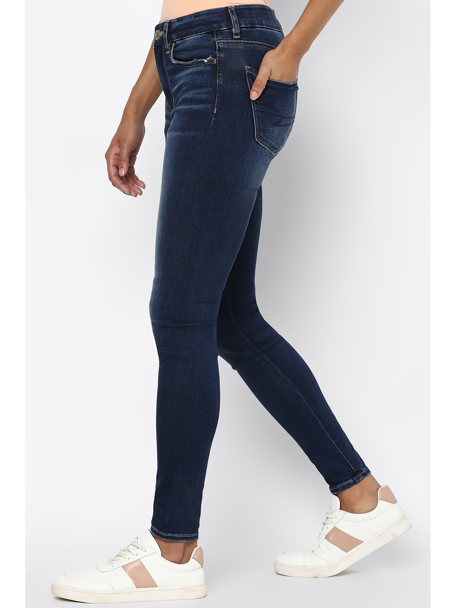Blue forever Soft Mid-Rise Jeans (32 