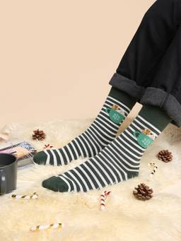 Mint & Oak - Green Gingerbread Cocoa Crew Socks For Men