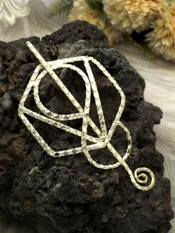 Moedbuille - Handcrafted Gold Plated Bun Cage with Pin