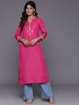 Varanga - Women Fuchsia Thread Embroidered Kurta