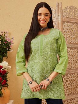 ADA - Women Green Embroidered Straight Kurta