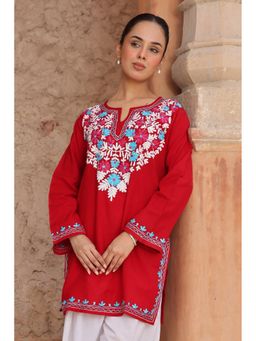 HOUSE OF KARI - Women Red Embroidered Straight Kurti