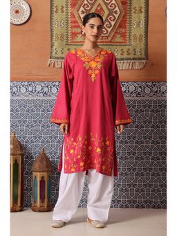 HOUSE OF KARI - Women Red Embroidered Straight Kurta