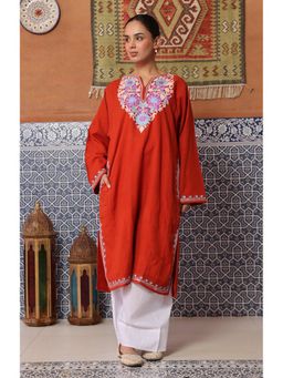 HOUSE OF KARI - Women Red Embroidered Straight Kurta
