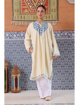 HOUSE OF KARI - Women White Embroidered Straight Kurta