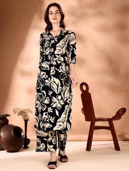 BERRYLICIOUS - Black Floral printed Co-Ord Set