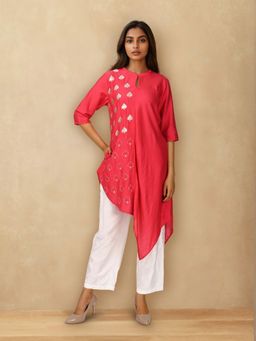 KAFTANIZE - Pink and White Embroidered Spade Motifs Kurta With Pant