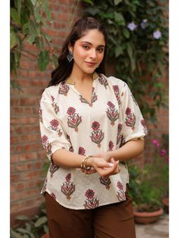 SAVI - Women Beige Floral Straight Kurta