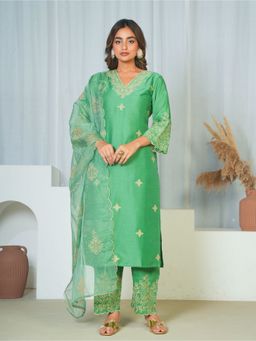ARAMYA - Women Green Chinon V-Neck Floral Printed Kurta with Palazzo and Dupatta