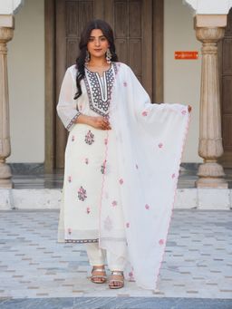 ARAMYA - Women White Organza Round Neck Floral Embroidered Kurta with Pant and Dupatta