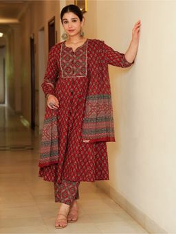 ARAMYA - Women Red Pure Cotton Round Neck Printed Kurta with Pant and Dupatta