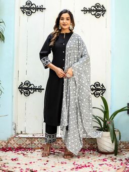 Atha Fashion - Jasmine Aura Kurta with Pant & Dupatta
