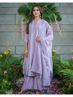 Gahan - Lavender Floral Embroidery Kurta with Pant & Dupatta
